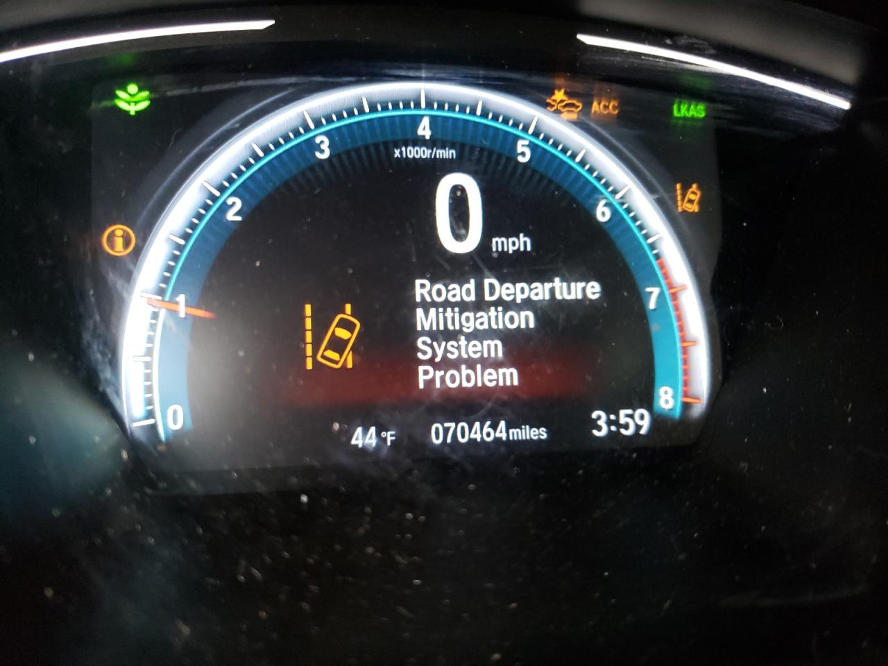 Photo 8 from auction – 2019 HONDA CIVIC LX with VIN 19XFC2E69KE004097