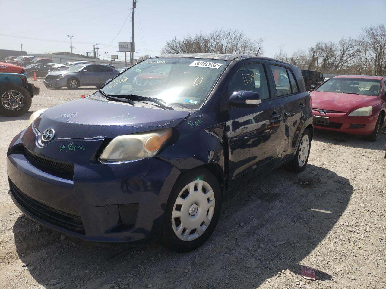 Photo 2 from auction – 2010 TOYOTA SCION XD with VIN JTKKU4B42AJ051296