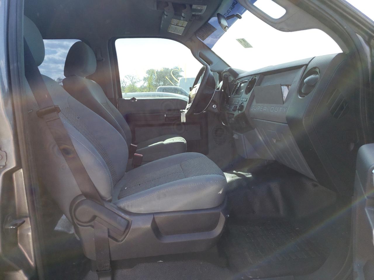 Photo 5 from auction – 2012 FORD F250 SUPER with VIN 1FT7W2B69CEA85244