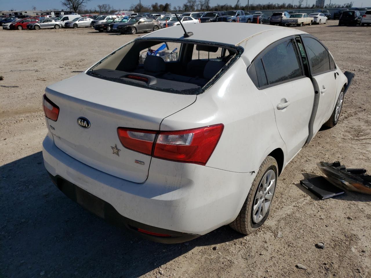 Photo 4 from auction – 2015 KIA RIO LX with VIN KNADM4A35F6460649