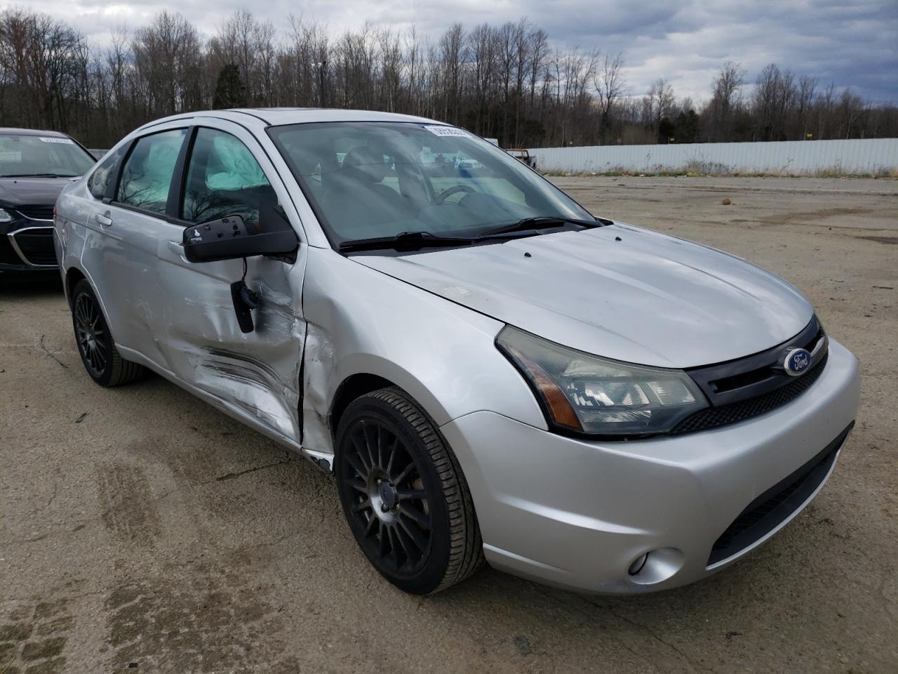 FORD FOCUS SES 2011 with VIN 1FAHP3GN8BW184160 - Photo from auction