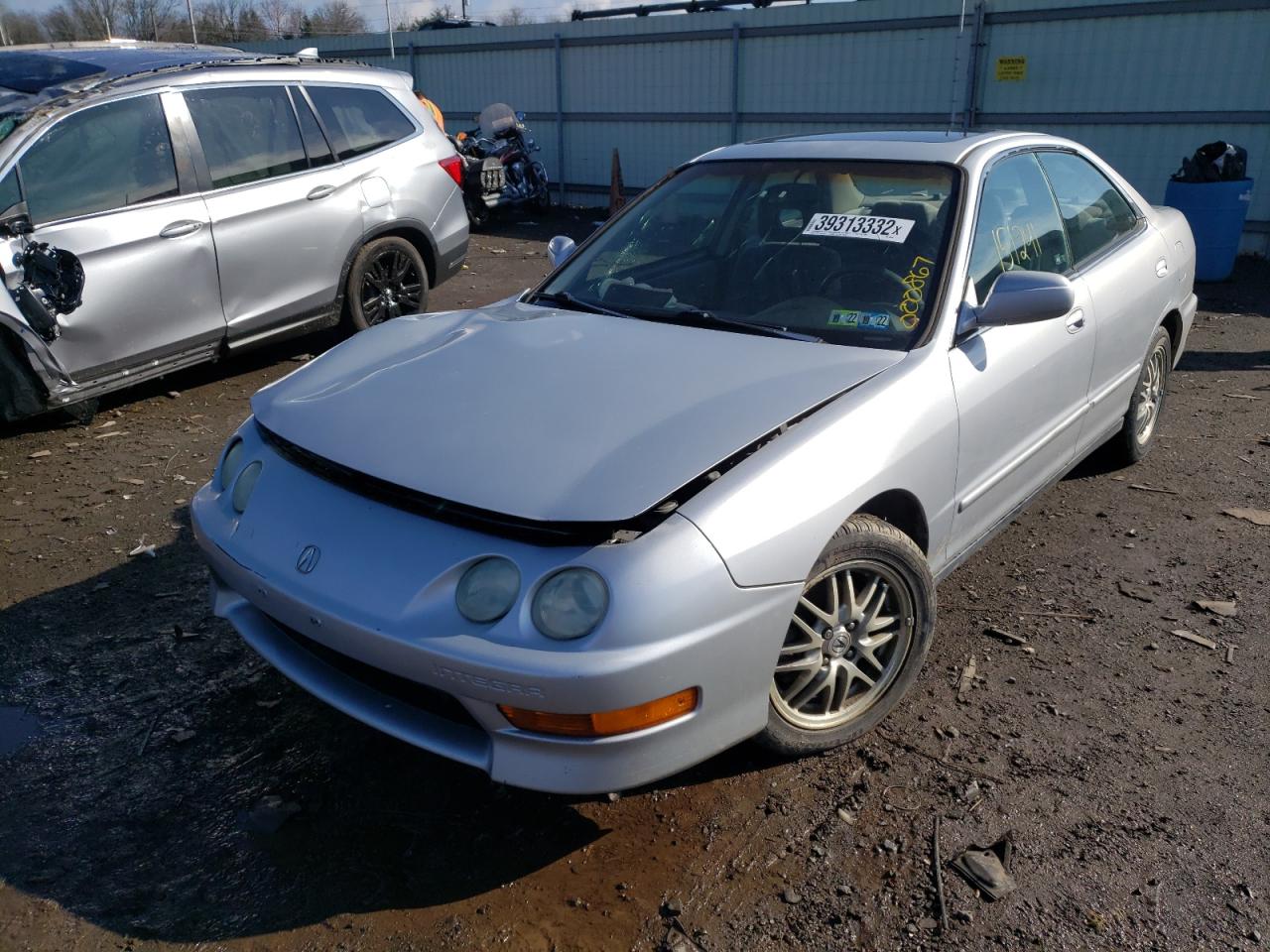 Photo 2 from auction – 2001 ACURA INTEGRA LS with VIN JH4DB76521S000867