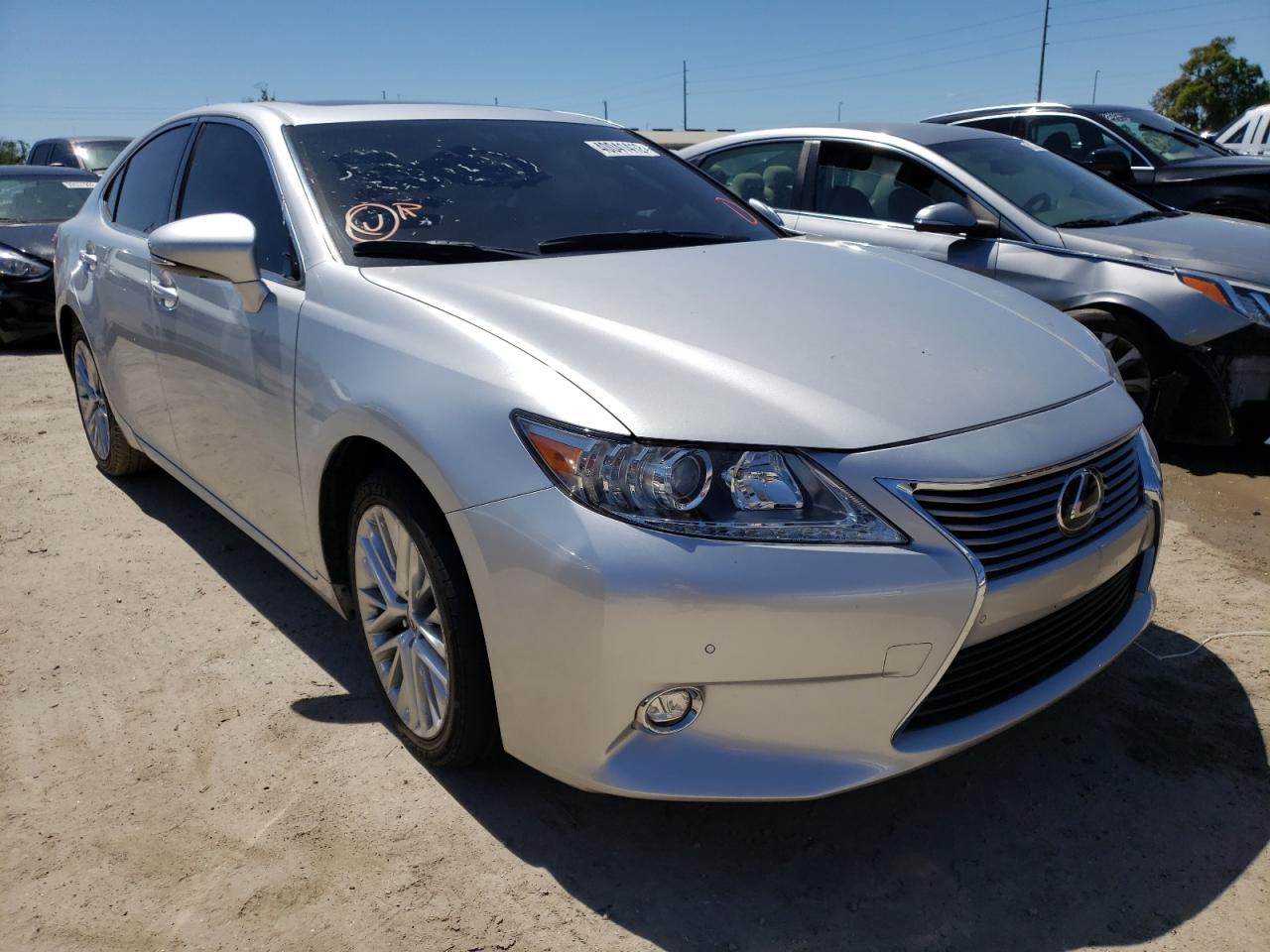 LEXUS ES 350 2014 with VIN JTHBK1GGXE2101858 - Photo from auction