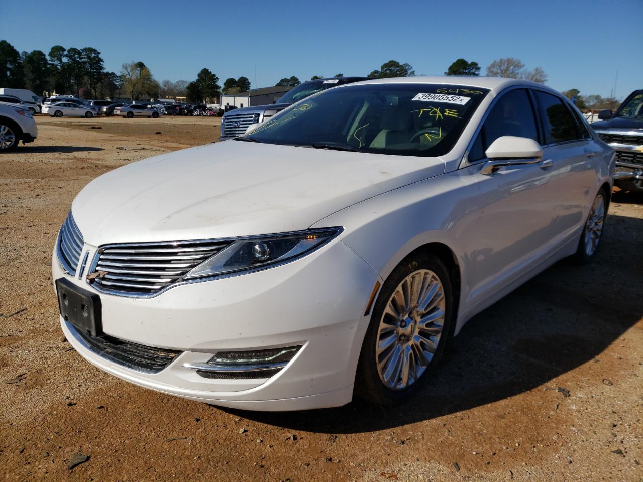 Photo 2 from auction – 2013 LINCOLN MKZ with VIN 3LN6L2GK2DR806430