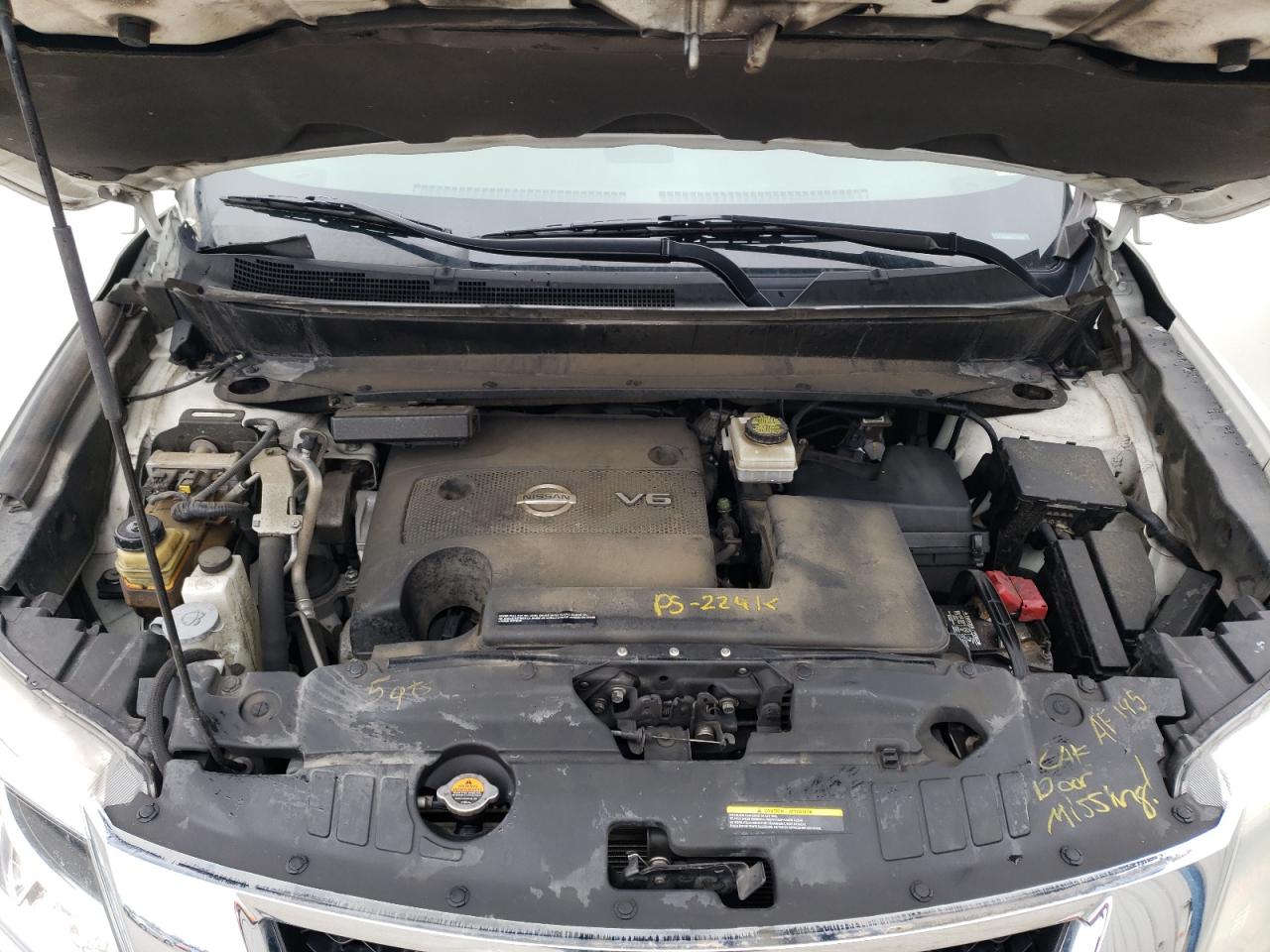 Photo 7 from auction – 2014 NISSAN PATHFINDER with VIN 5N1AR2MM3EC721157
