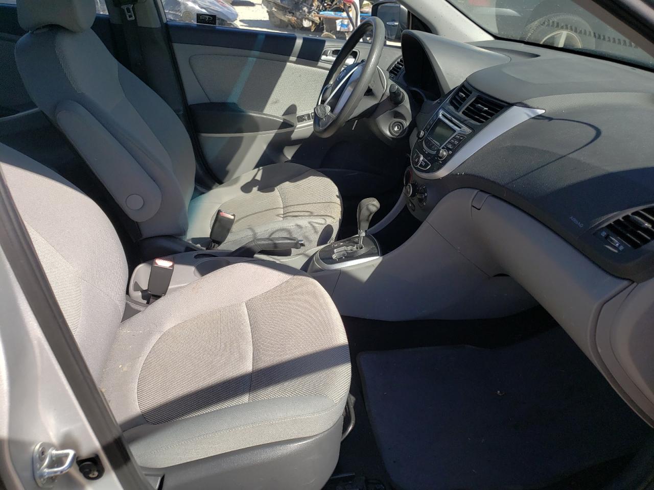 Photo 5 from auction – 2012 HYUNDAI ACCENT GLS with VIN KMHCT4AE5CU231507