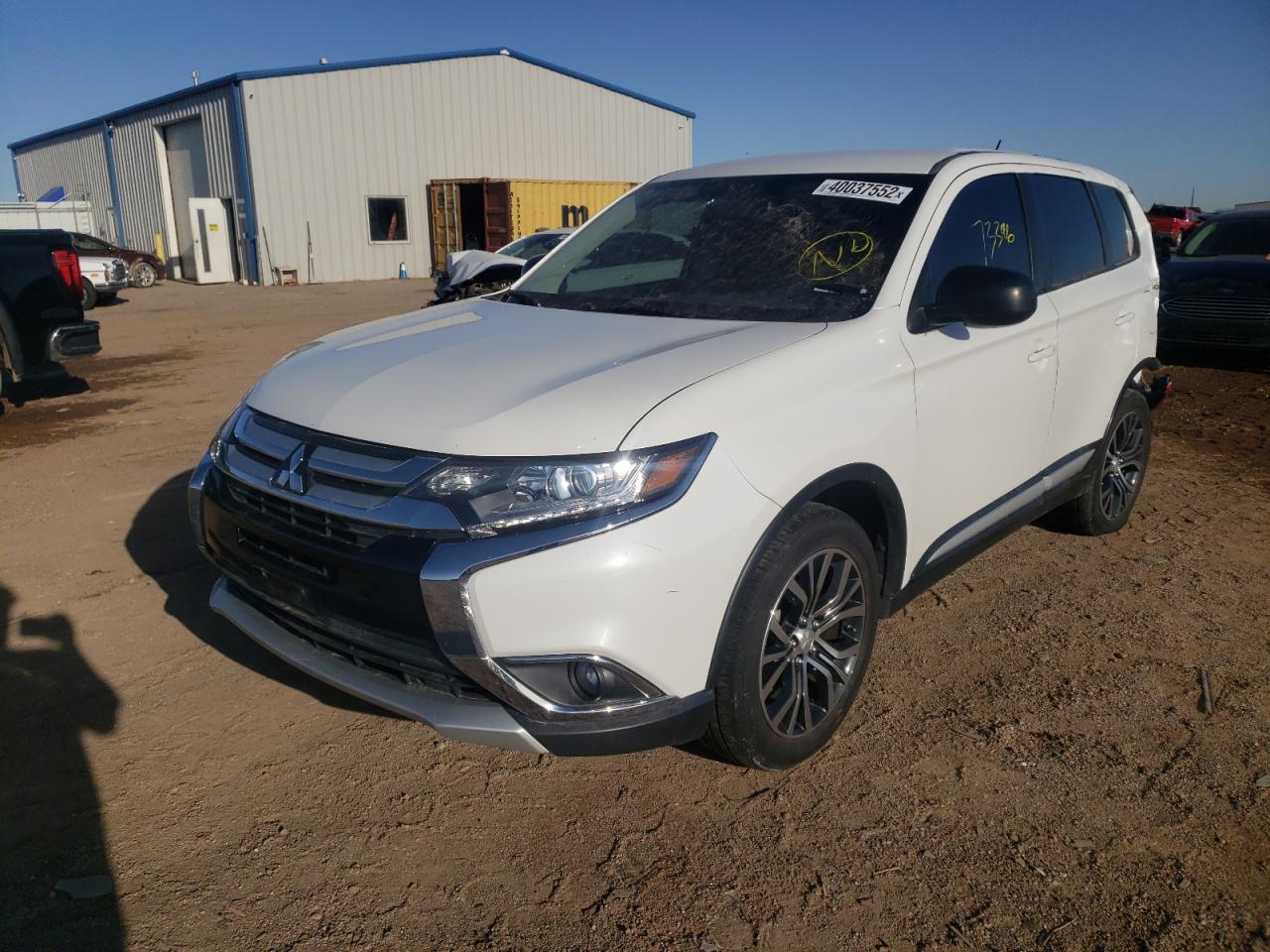 Фото 2 с аукциона – 2016 MITSUBISHI OUTLANDER с VIN JA4AD2A32GZ015791