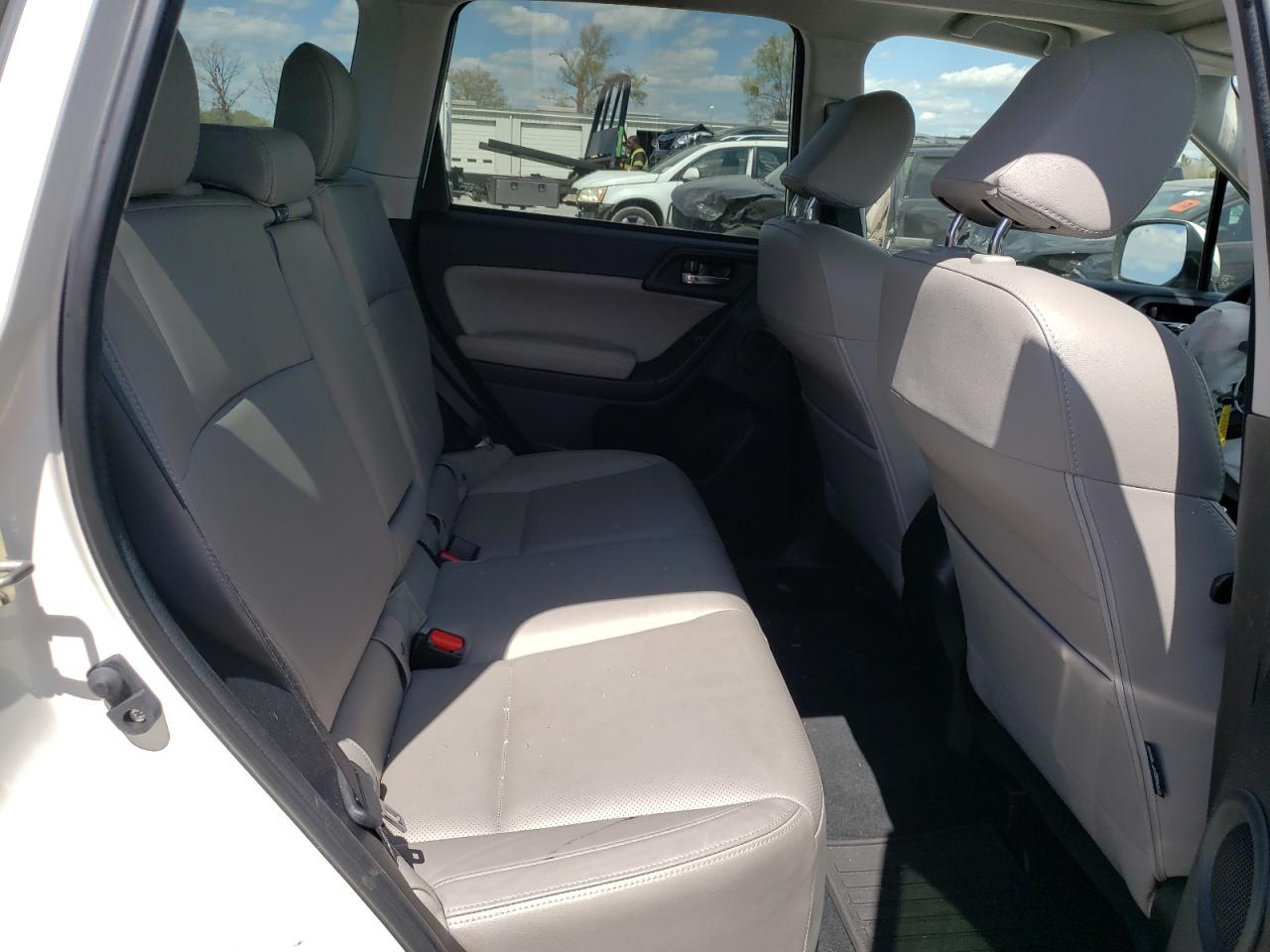 Photo 6 from auction – 2017 SUBARU FORESTER 2 with VIN JF2SJALCXHH502692