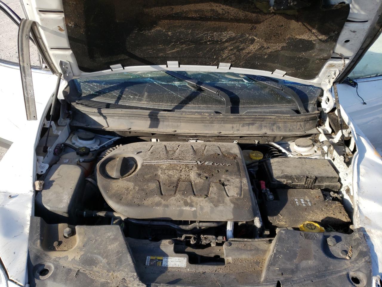 Photo 7 from auction – 2015 JEEP CHEROKEE L with VIN 1C4PJLCS3FW782147