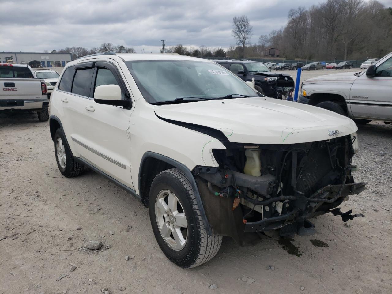 JEEP GRAND CHER 2011 with VIN 1J4RR4GG2BC582167 - Photo from auction