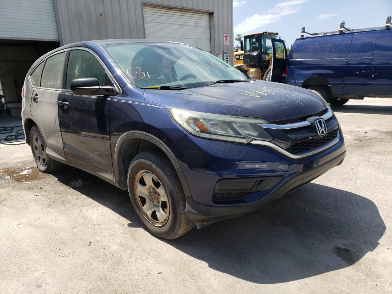HONDA CR-V LX 2015 with VIN 3CZRM3H32FG706512 - Photo from auction