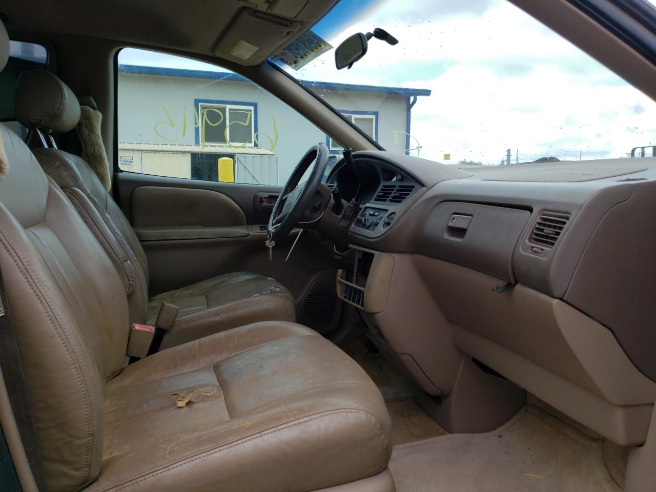 Photo 5 from auction – 2002 TOYOTA SIENNA LE with VIN 4T3ZF13C22U464374