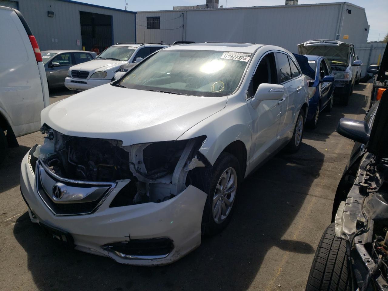 Photo 2 from auction – 2017 ACURA RDX with VIN 5J8TB4H32HL013485