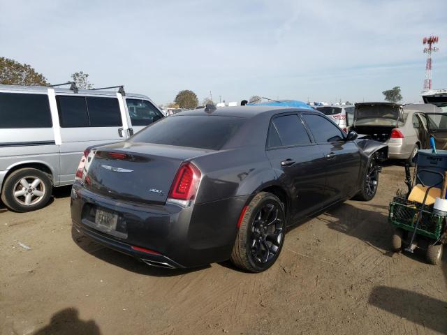 Photo 4 from auction – 2019 CHRYSLER 300 S with VIN 2C3CCABG1KH536043
