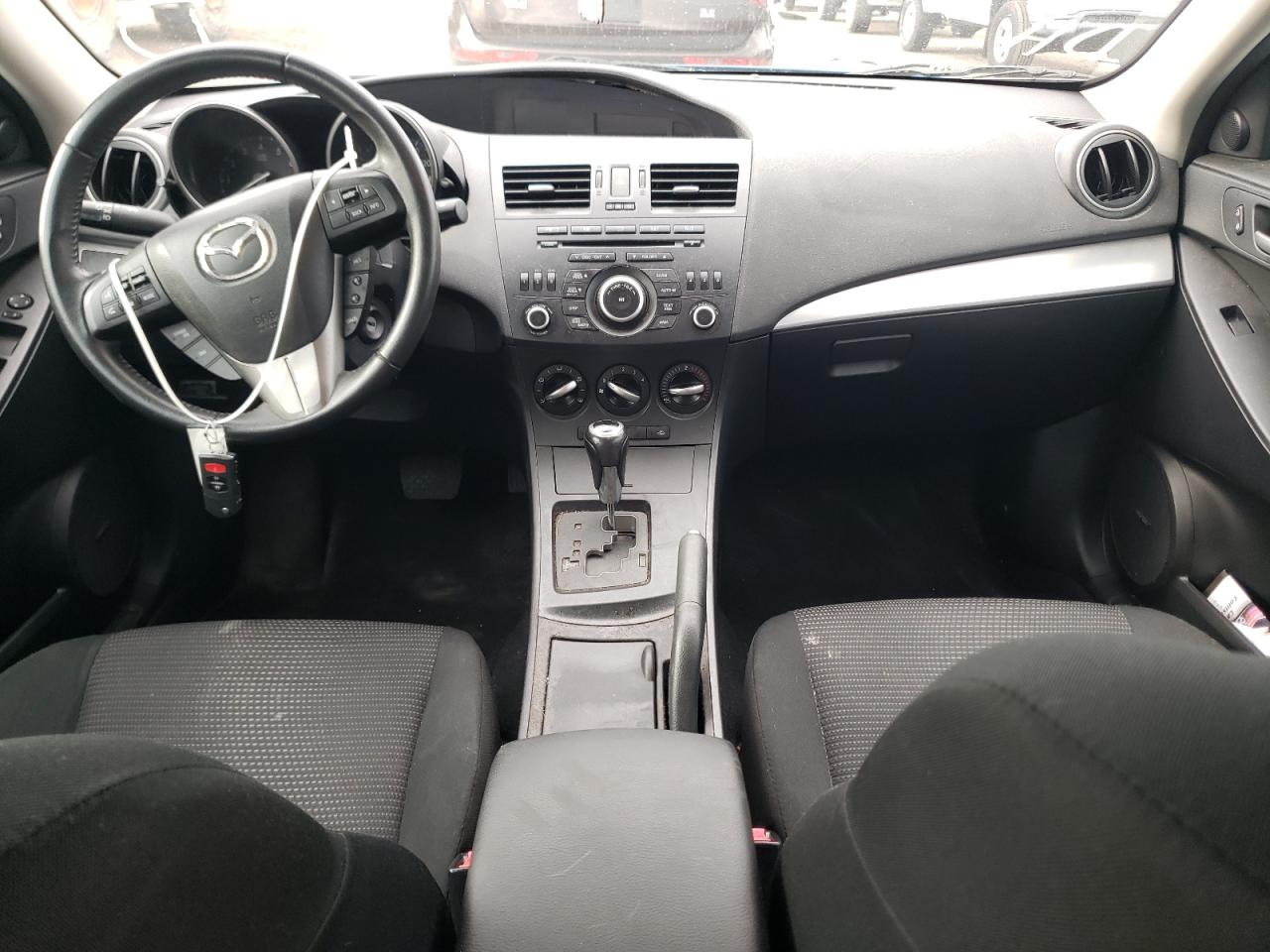Photo 9 from auction – 2012 MAZDA 3 I with VIN JM1BL1L76C1684453