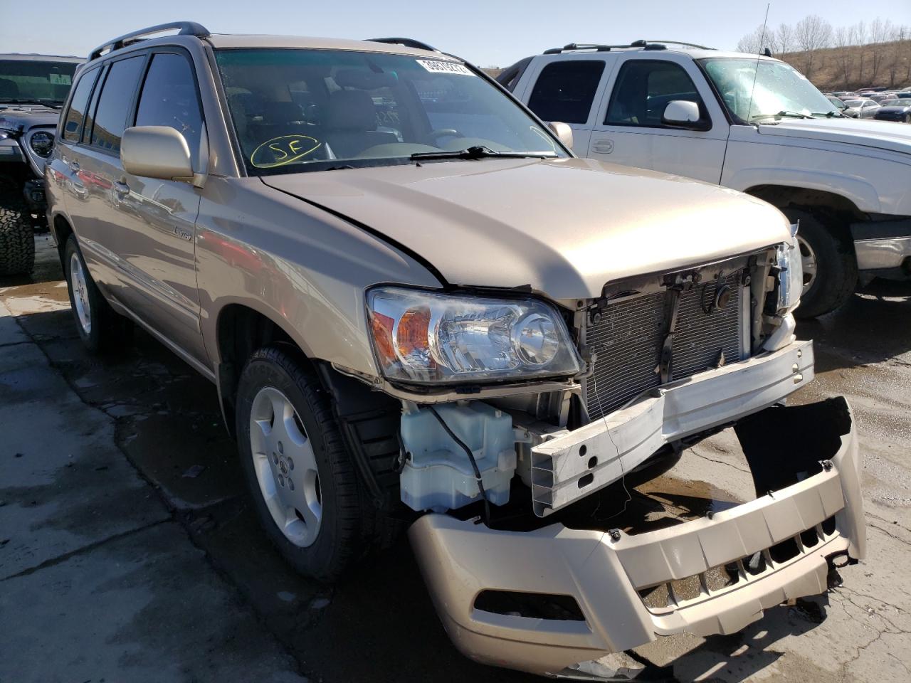 TOYOTA HIGHLANDER 2004 with VIN JTEEP21A340064264 - Photo from auction