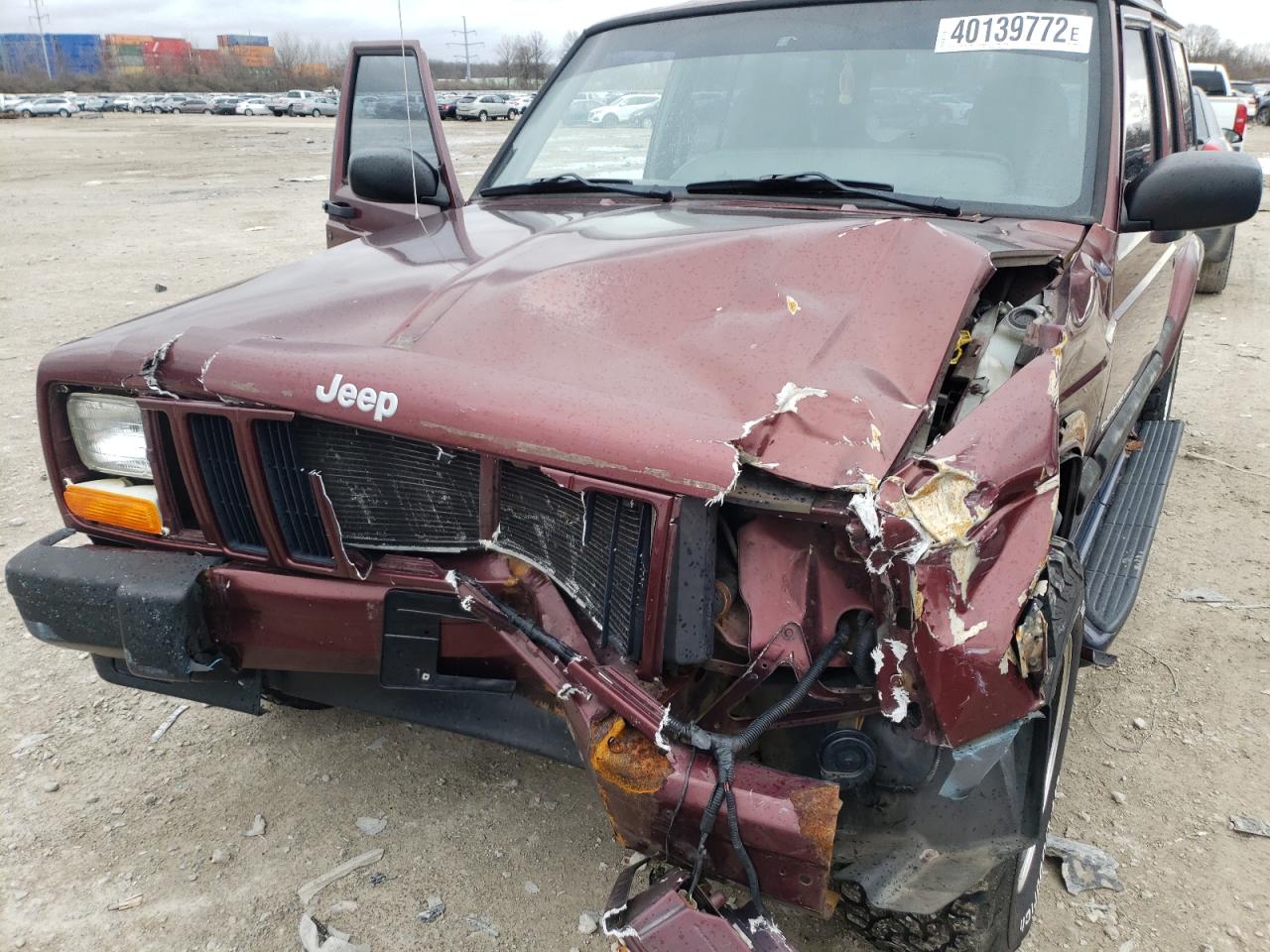 Photo 7 from auction – 2001 JEEP CHEROKEE S with VIN 1J4FF48S11L613387