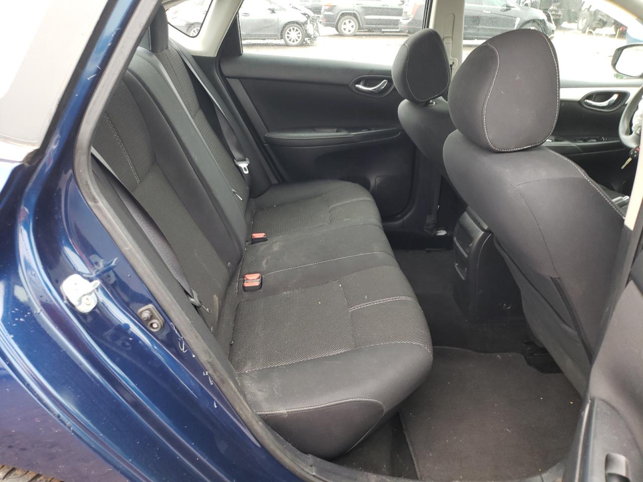 Photo 6 from auction – 2017 NISSAN SENTRA S with VIN 3N1AB7AP1HY215880