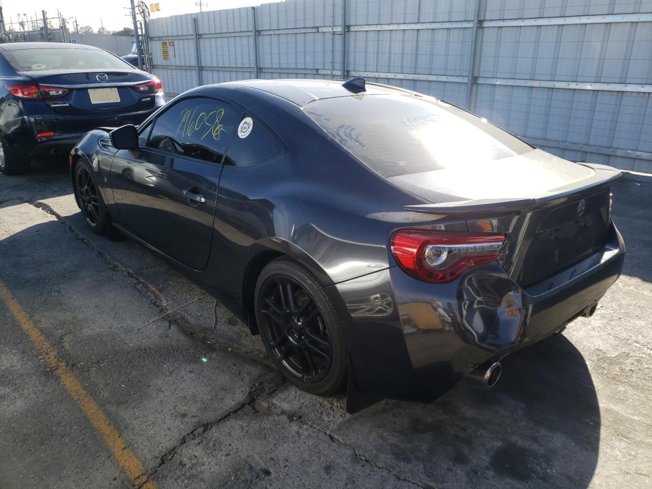 Photo 3 from auction – 2017 TOYOTA 86 BASE with VIN JF1ZNAA16H9702889