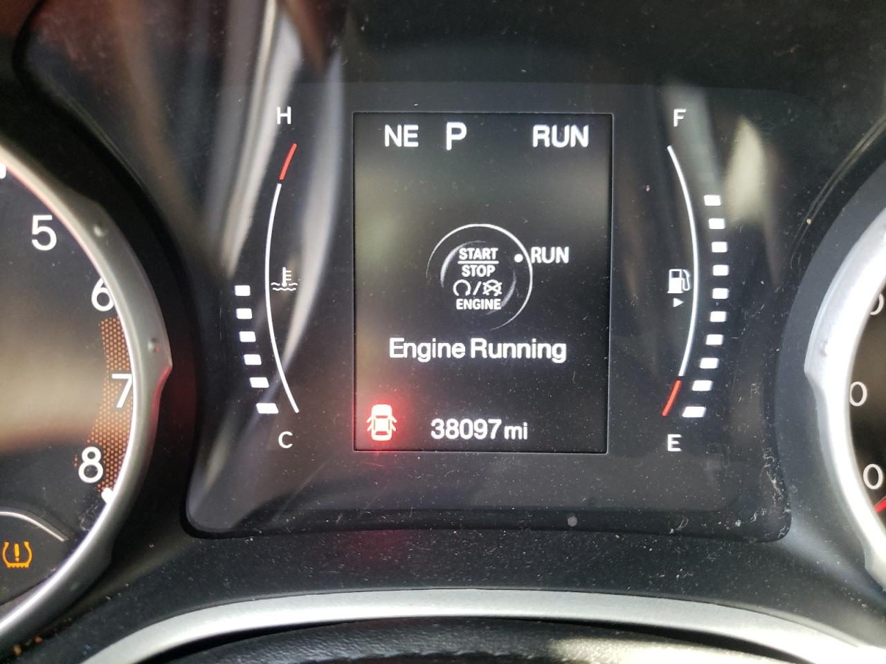 Zdjęcie 8 z aukcji – 2020 JEEP COMPASS LA z VIN 3C4NJCBB1LT258005
