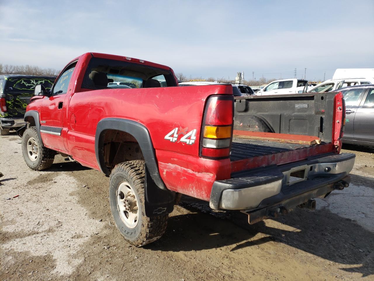 Foto 3 de la subasta – 2003 CHEVROLET SILVERADO con VIN 1GCHK24U53E364752