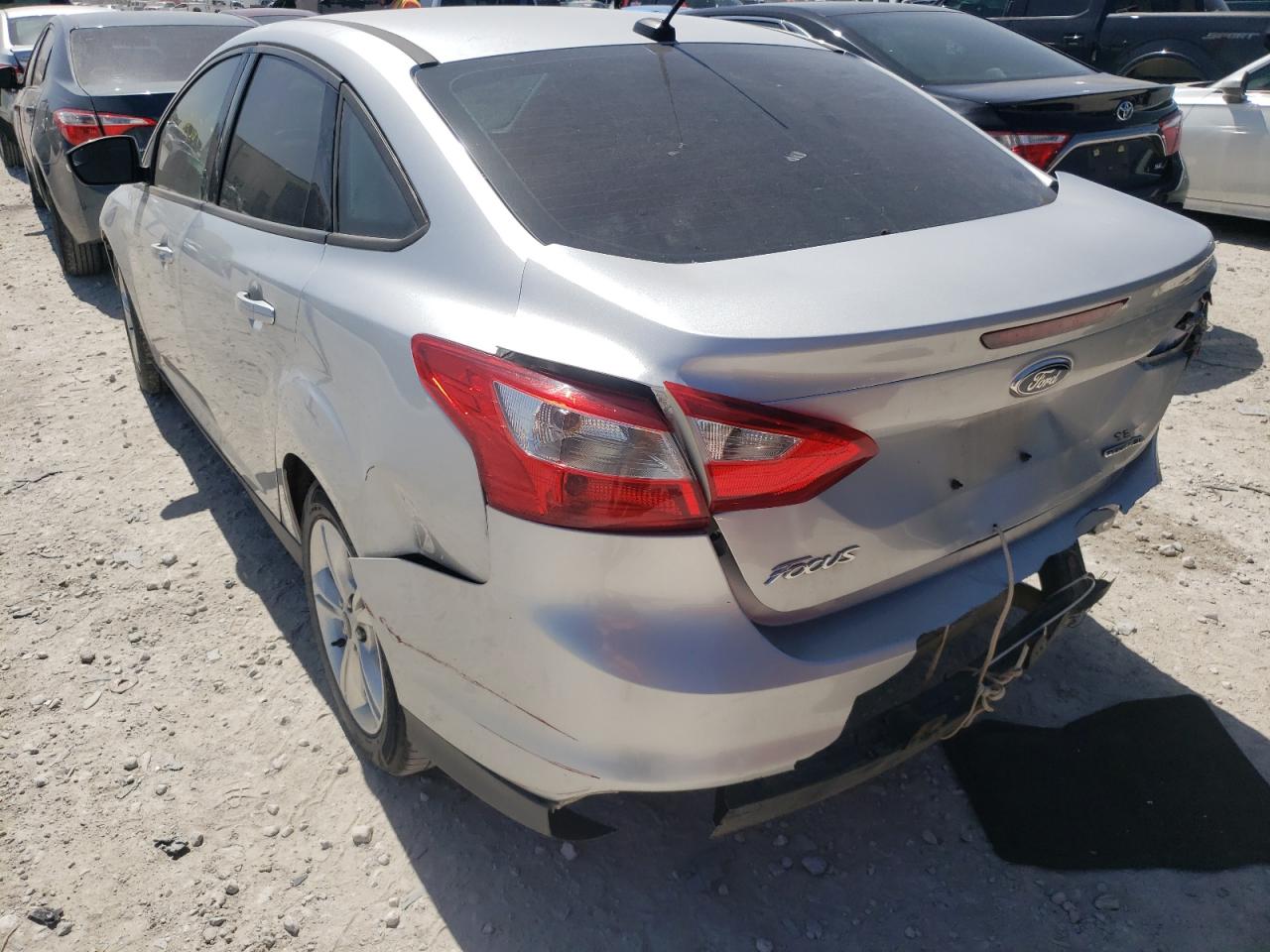 Photo 3 from auction – 2014 FORD FOCUS SE with VIN 1FADP3F22EL108588