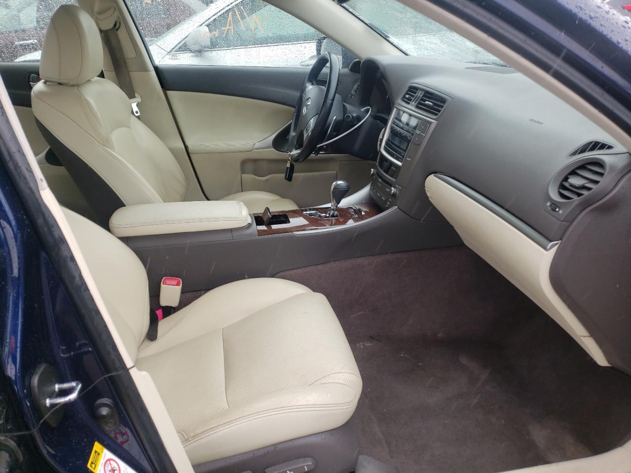 Photo 5 from auction – 2011 LEXUS IS 250 with VIN JTHCF5C25B5046501