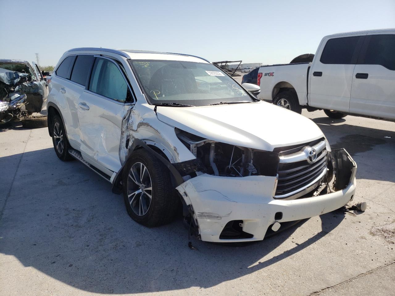 Zdjęcie 1 z aukcji – 2016 TOYOTA HIGHLANDER z VIN 5TDKKRFH2GS161834