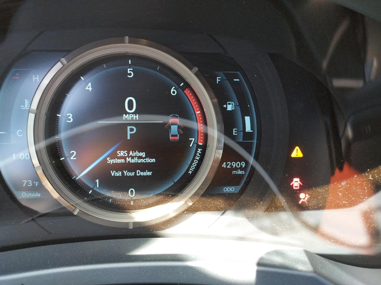 Photo 8 from auction – 2018 LEXUS IS 300 with VIN JTHBA1D24J5080025