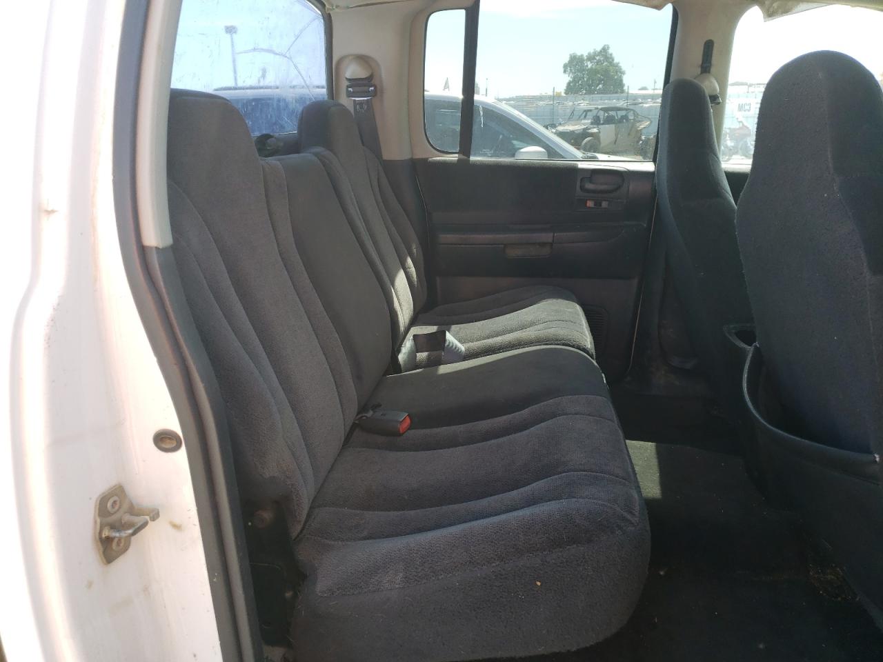 Photo 6 from auction – 2004 DODGE DAKOTA QUA with VIN 1D7HG48N44S643604