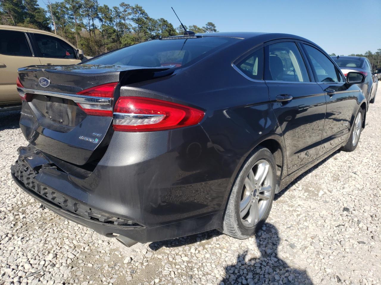 Photo 4 from auction – 2018 FORD FUSION SE with VIN 3FA6P0LU8JR124237