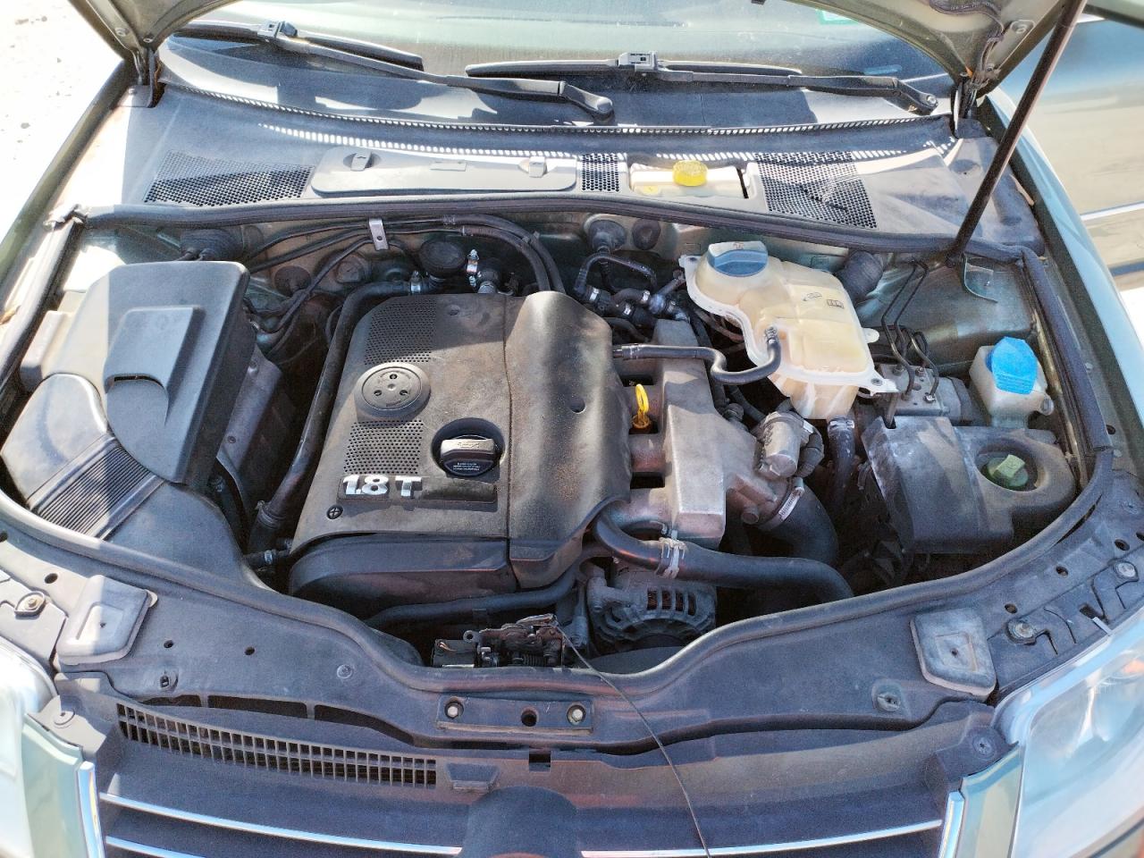 Photo 7 from auction – 2003 VOLKSWAGEN PASSAT GLS with VIN WVWPD63B93P281598