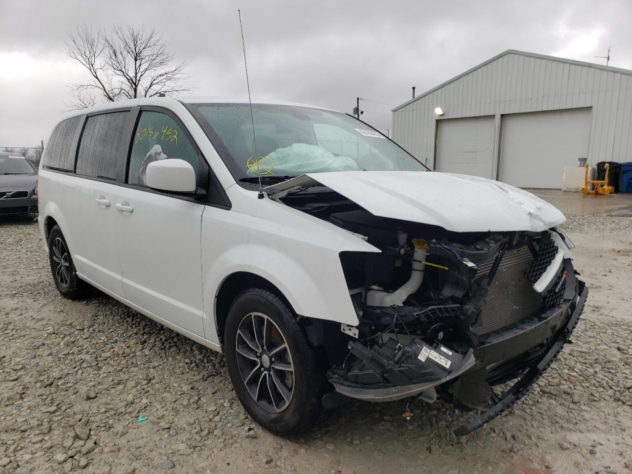 DODGE GRAND CARA 2018 with VIN 2C4RDGEG7JR254192 - Photo from auction