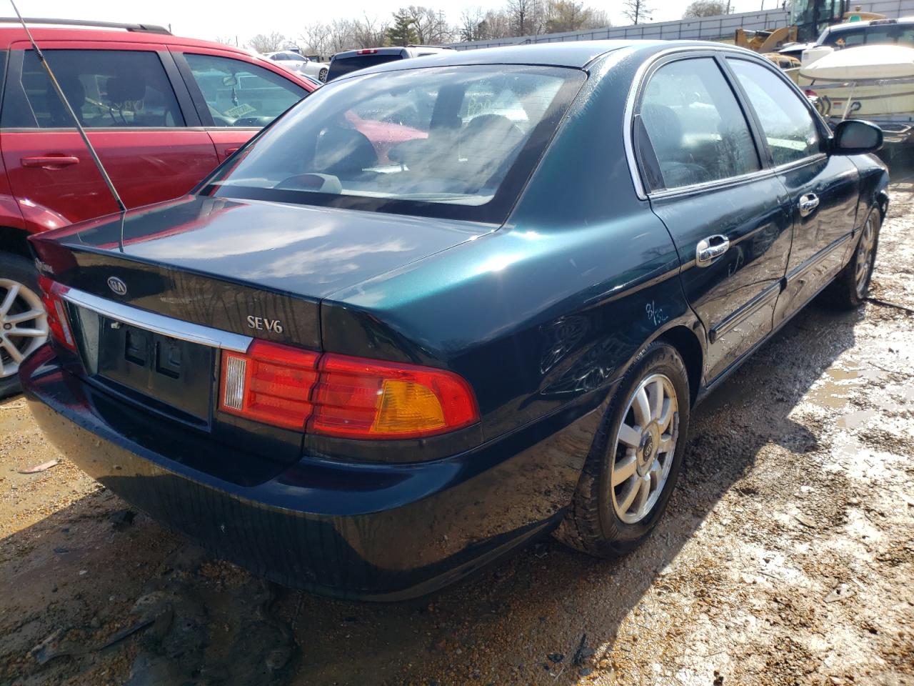 Photo 4 from auction – 2001 KIA OPTIMA MAG with VIN KNAGD124915040202