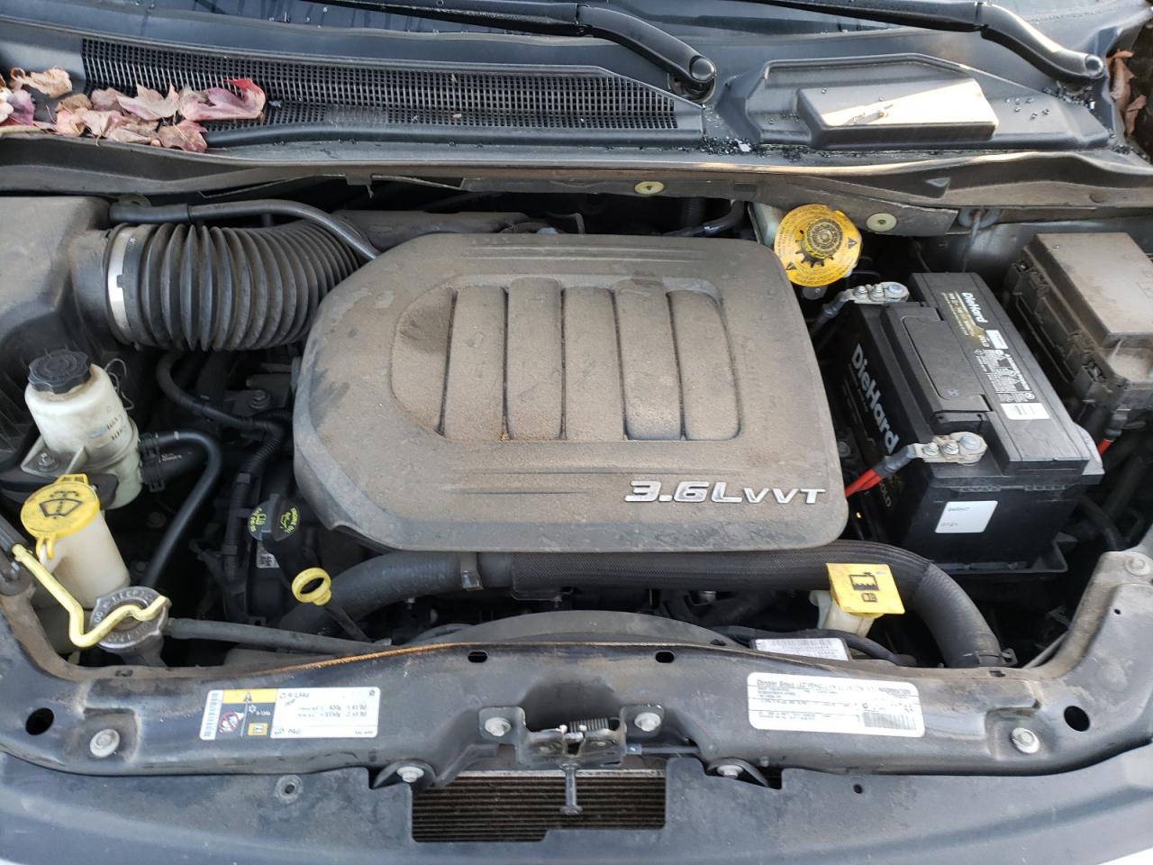 Photo 7 from auction – 2015 CHRYSLER TOWN & COU with VIN 2C4RC1BG2FR603108