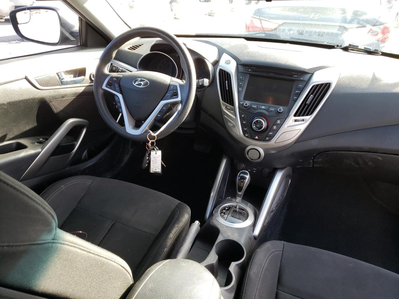 Photo 9 from auction – 2016 HYUNDAI VELOSTER with VIN KMHTC6AD6GU281471