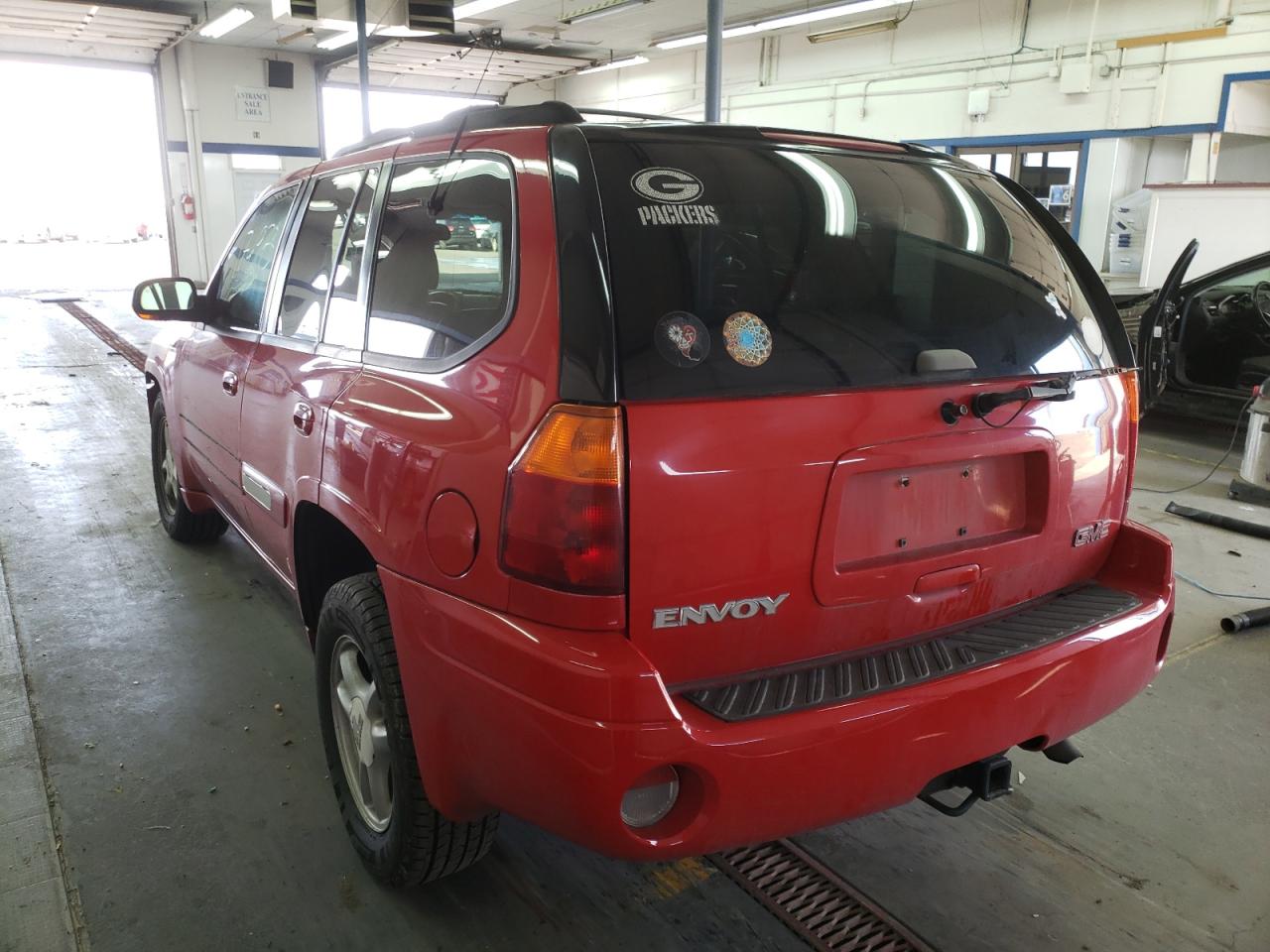 Photo 3 from auction – 2002 GMC ENVOY with VIN 1GKDT13S222123323