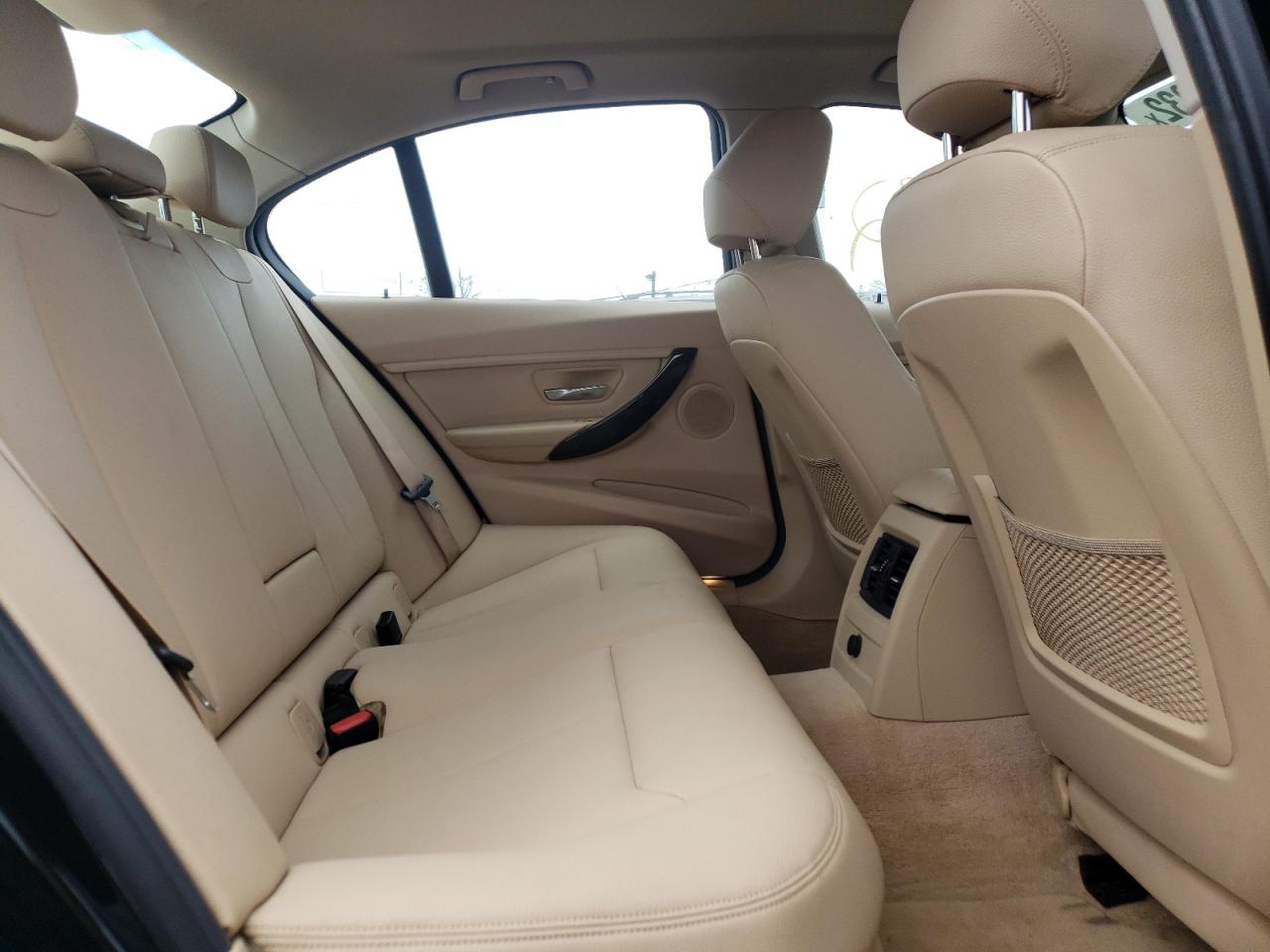 Photo 6 from auction – 2015 BMW 328 I with VIN WBA3A5G51FNS82800