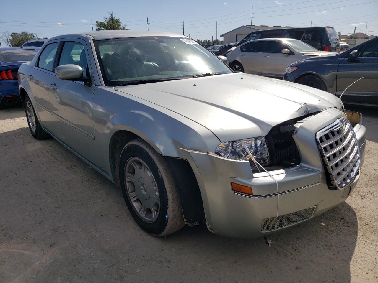 Photo 1 from auction – 2005 CHRYSLER 300 TOURIN with VIN 2C3JA53G95H152910