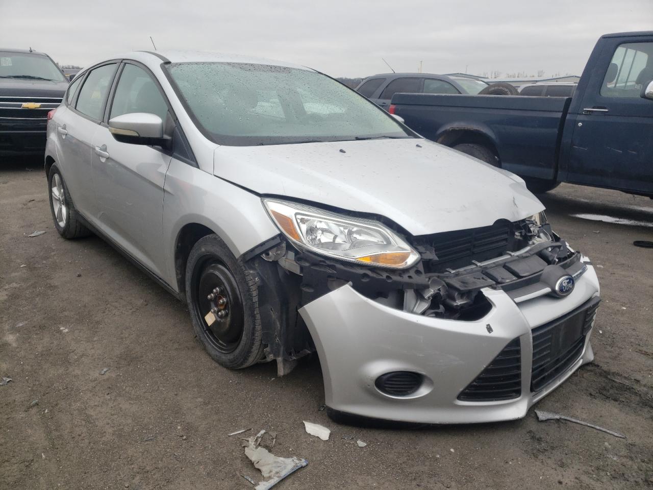 FORD FOCUS SE 2014 z numerem VIN 1FADP3K2XEL314473 - Zdjęcie z aukcji
