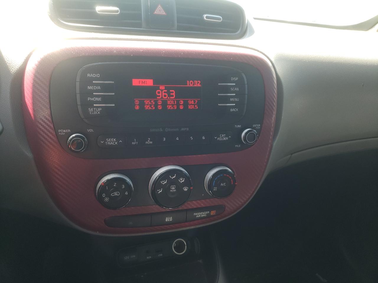 Photo 9 from auction – 2014 KIA SOUL with VIN KNDJN2A29E7074906