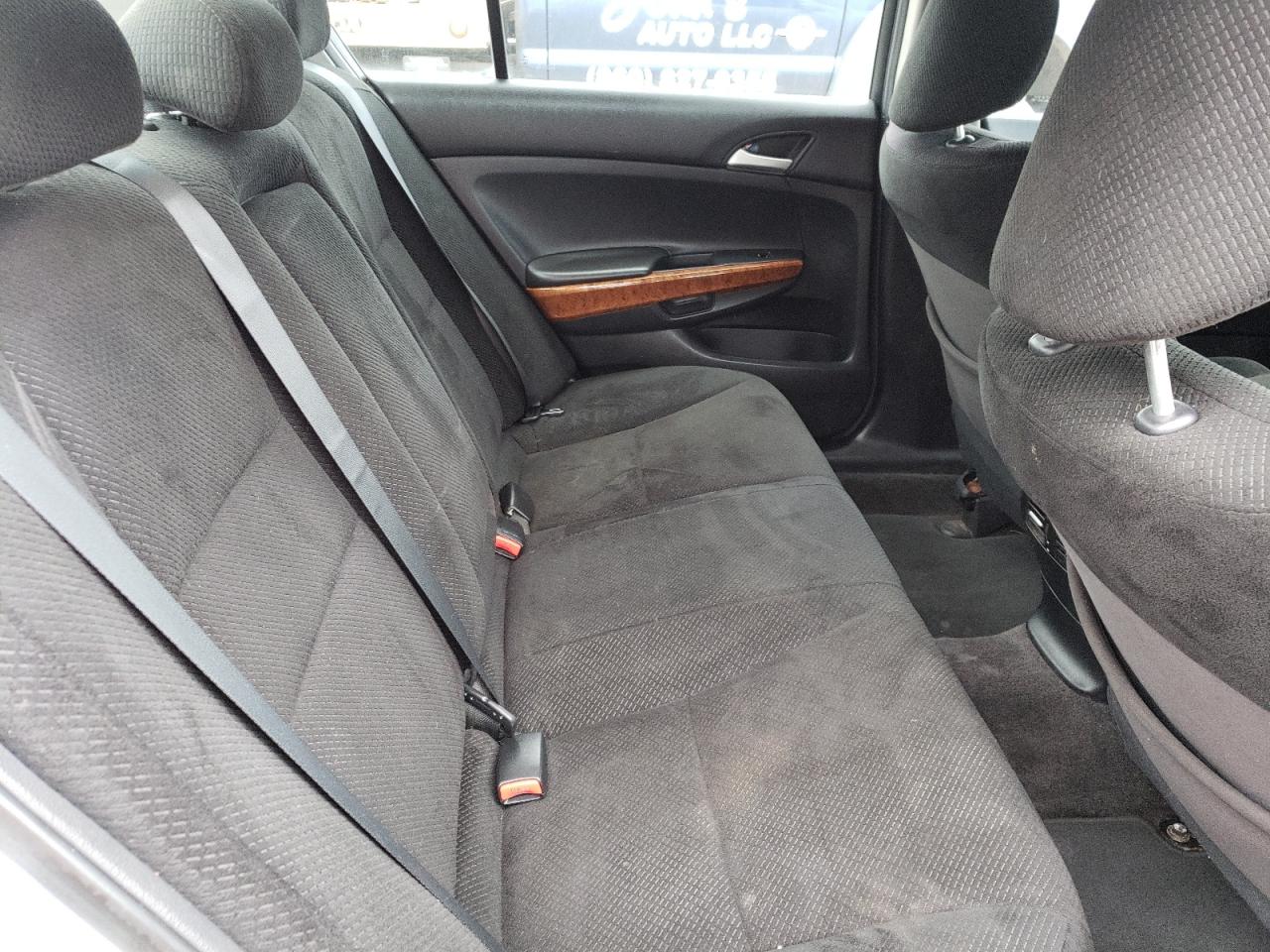 Photo 6 from auction – 2011 HONDA ACCORD EX with VIN 1HGCP2F7XBA079765