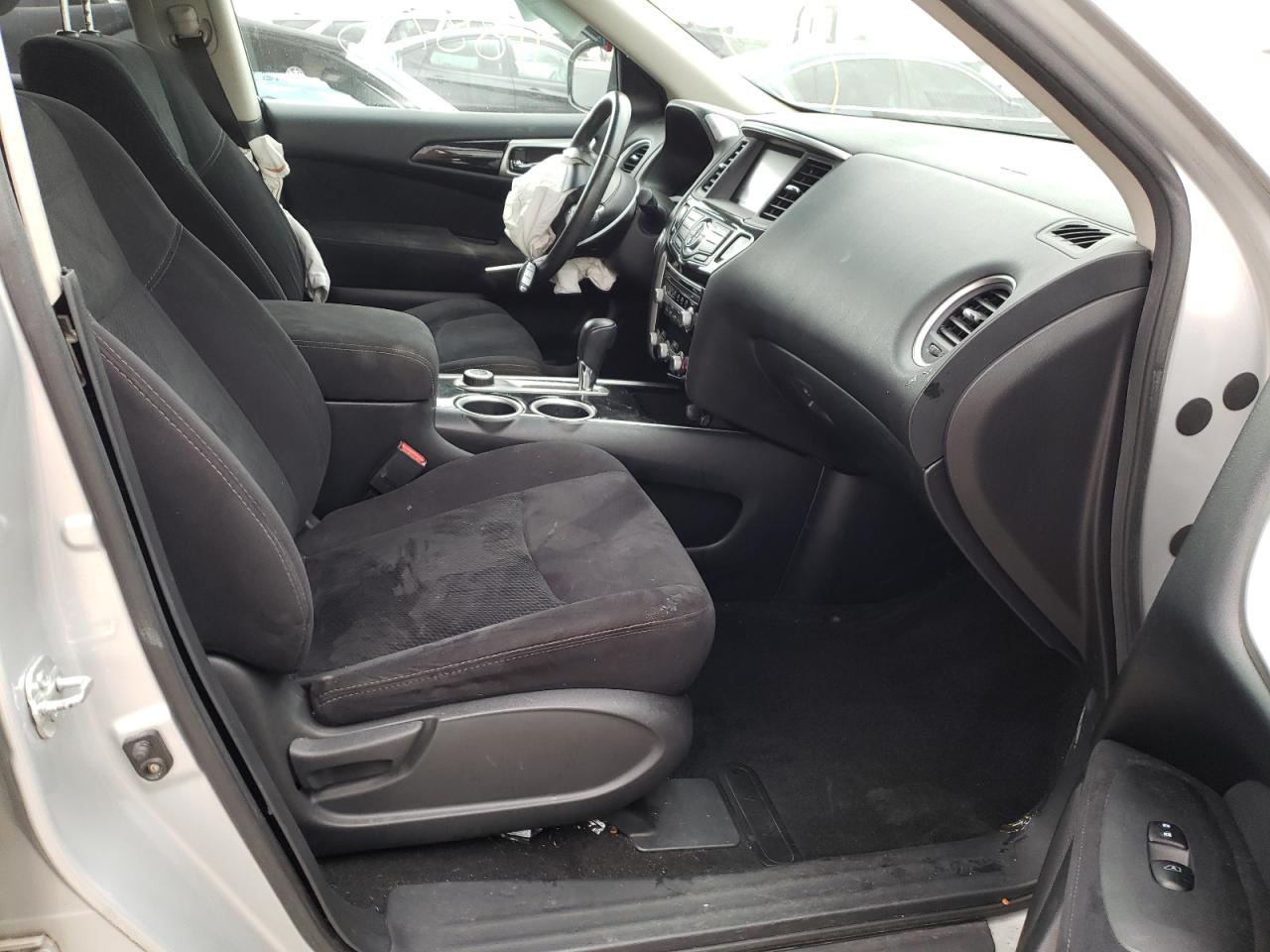 Photo 5 from auction – 2013 NISSAN PATHFINDER with VIN 5N1AR2MM0DC673695