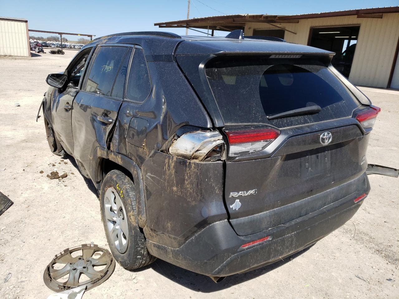 Photo 3 from auction – 2019 TOYOTA RAV4 LE with VIN 2T3F1RFV0KW020083