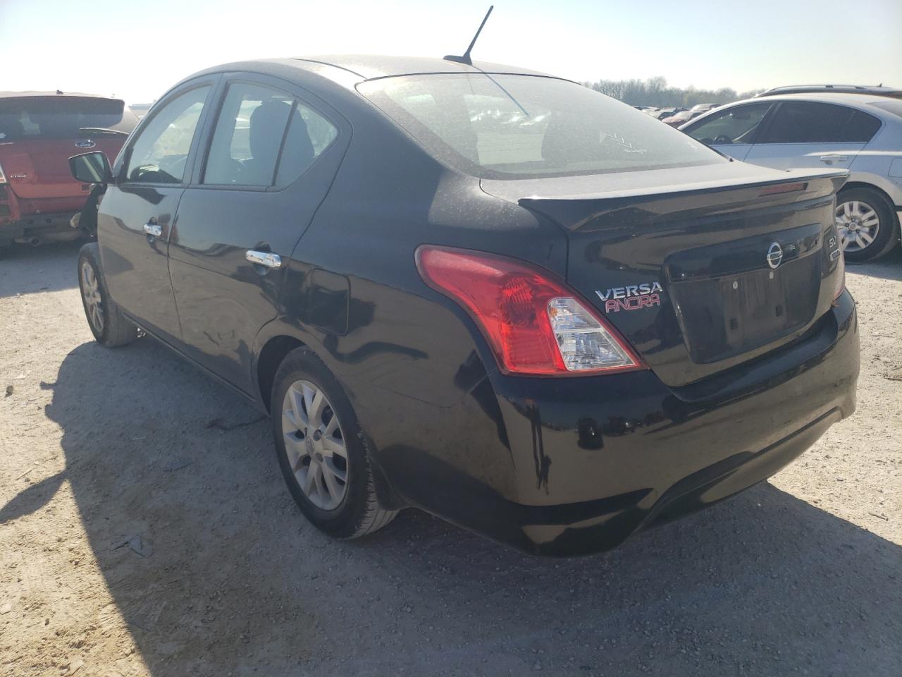 صورة رقم 3 من المزاد - 2017 NISSAN VERSA S مع VIN 3N1CN7AP1HL892053