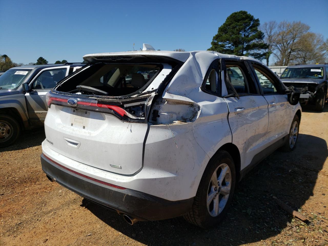 Фото 4 с аукциона – 2016 FORD EDGE SE с VIN 2FMPK3G94GBC34211
