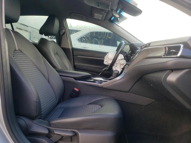 Photo 5 from auction – 2018 TOYOTA CAMRY L with VIN 4T1B11HK4JU650845
