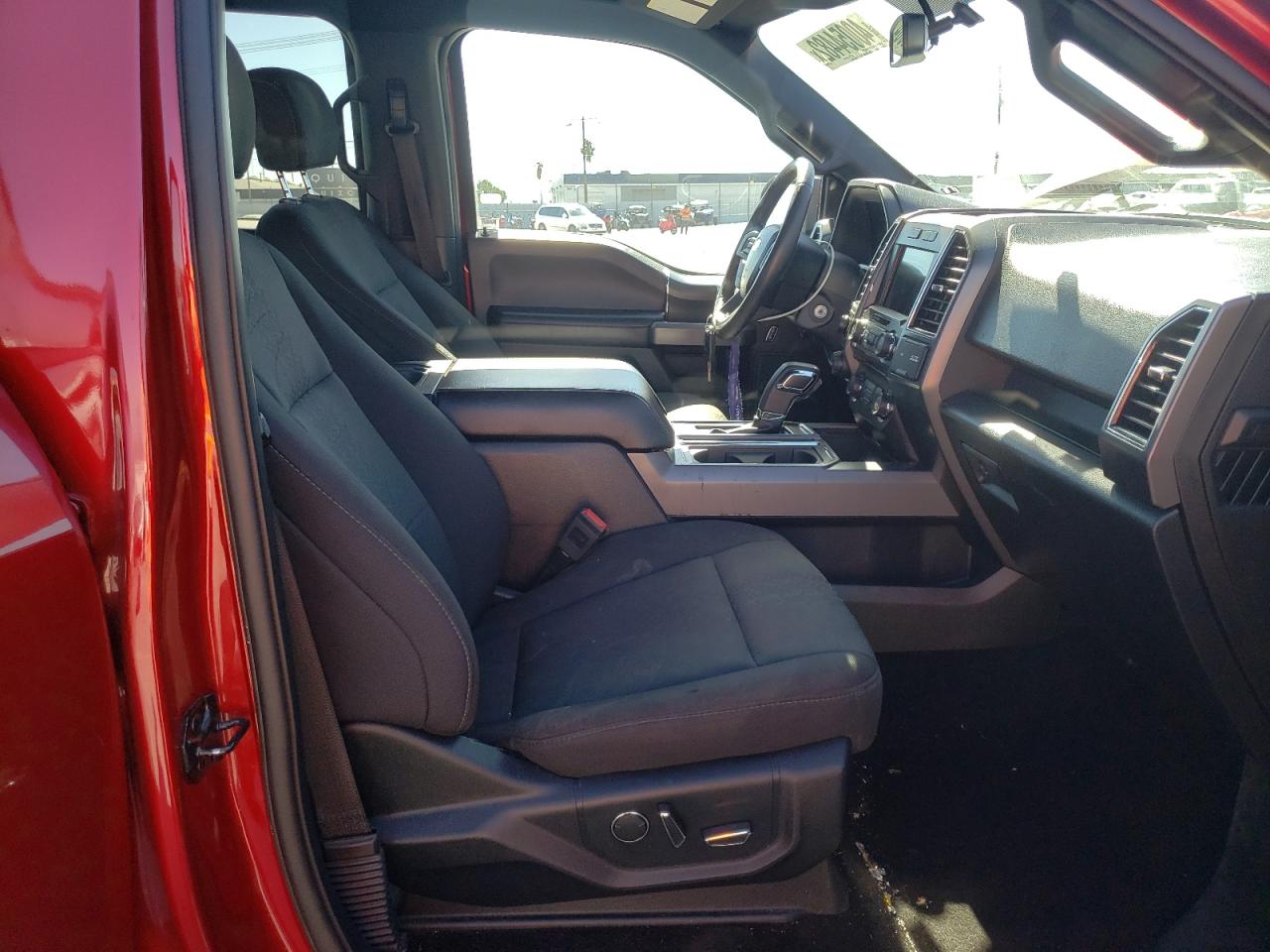 Photo 5 from auction – 2018 FORD F150 SUPER with VIN 1FTEW1EP2JFB59245