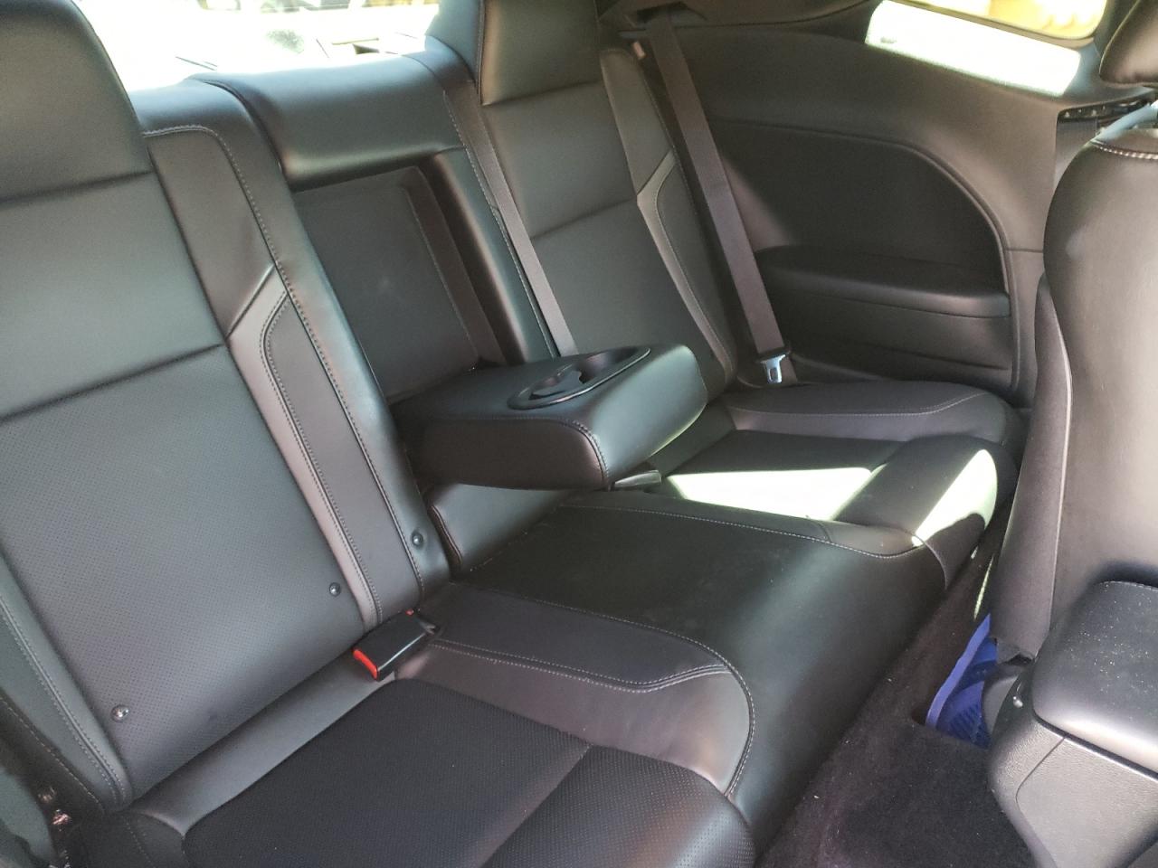 Photo 6 from auction – 2017 DODGE CHALLENGER with VIN 2C3CDZGG8HH622706