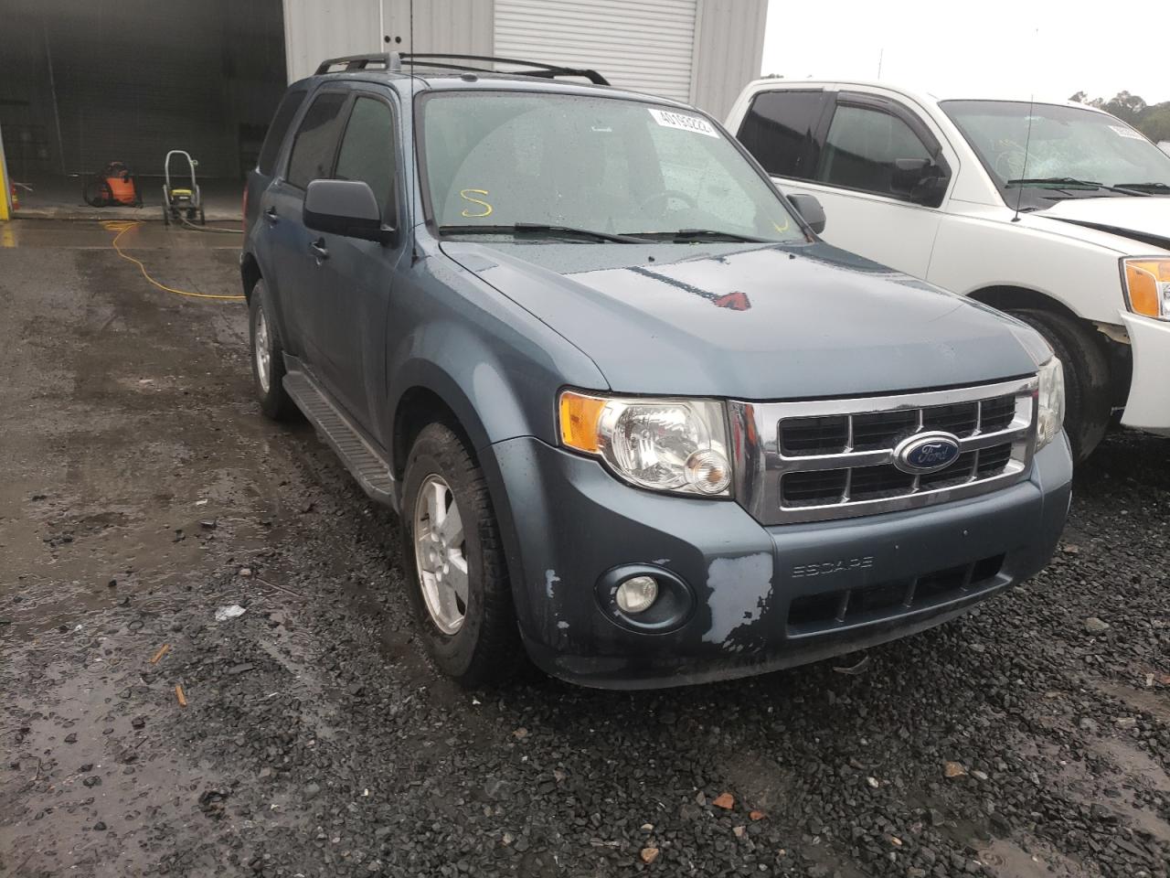 صورة رقم 1 من المزاد - 2011 FORD ESCAPE XLT مع VIN 1FMCU9D75BKA11771